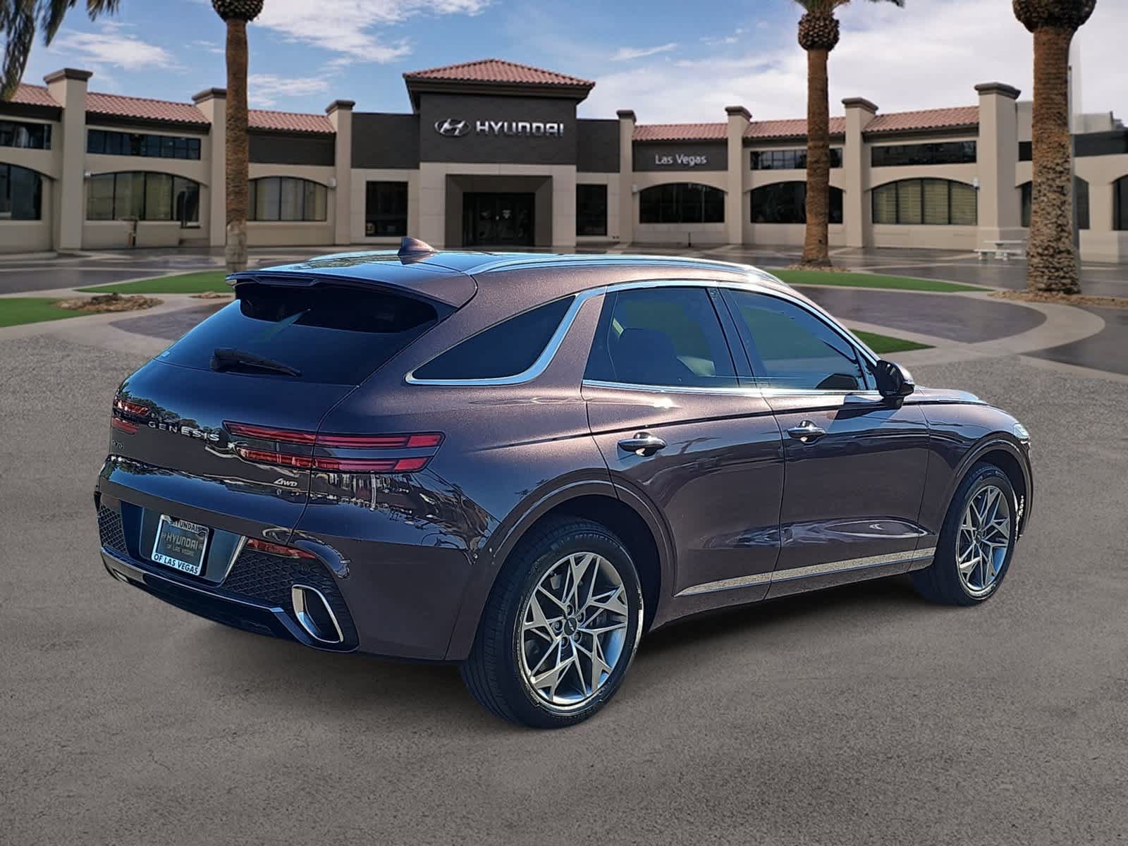 Used 2023 Genesis GV70 2.5T w/ Select Package AWD/4WD image 8
