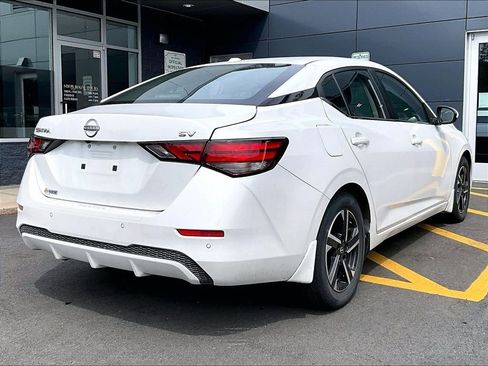 Used 2024 Nissan Sentra SV w/ All-Weather Package FWD image 4