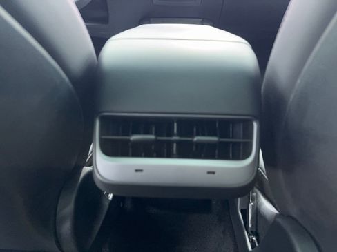 Used 2023 Tesla Model Y Long Range image 20