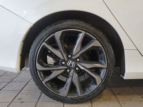 Used 2020 Honda Civic Sport image 26