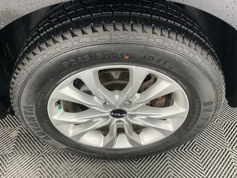 Used 2022 Kia Telluride LX AWD/4WD image 32