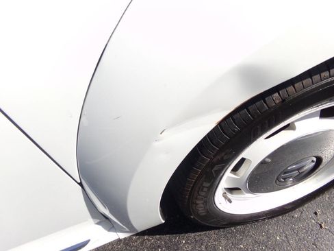 Used 2015 Volkswagen Beetle 1.8T Classic image 32