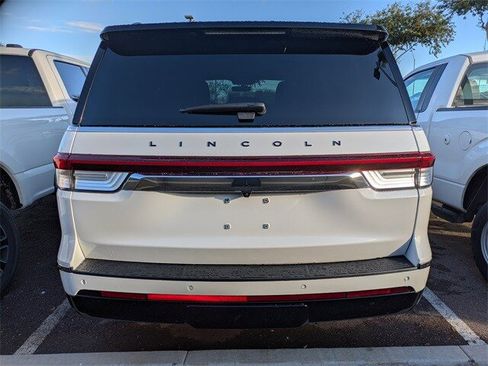 Used 2024 Lincoln Navigator Black Label image 3