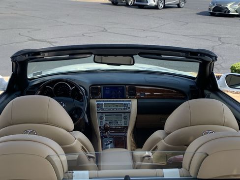 Used 2007 Lexus SC 430 Convertible RWD image 27