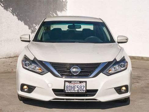 Used 2017 Nissan Altima 2.5 SL image 2