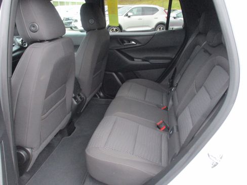 Used 2025 Chevrolet Equinox LT AWD/4WD image 12