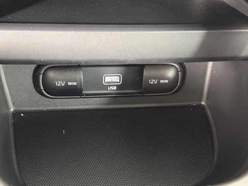 Used 2023 Kia Seltos LX image 22