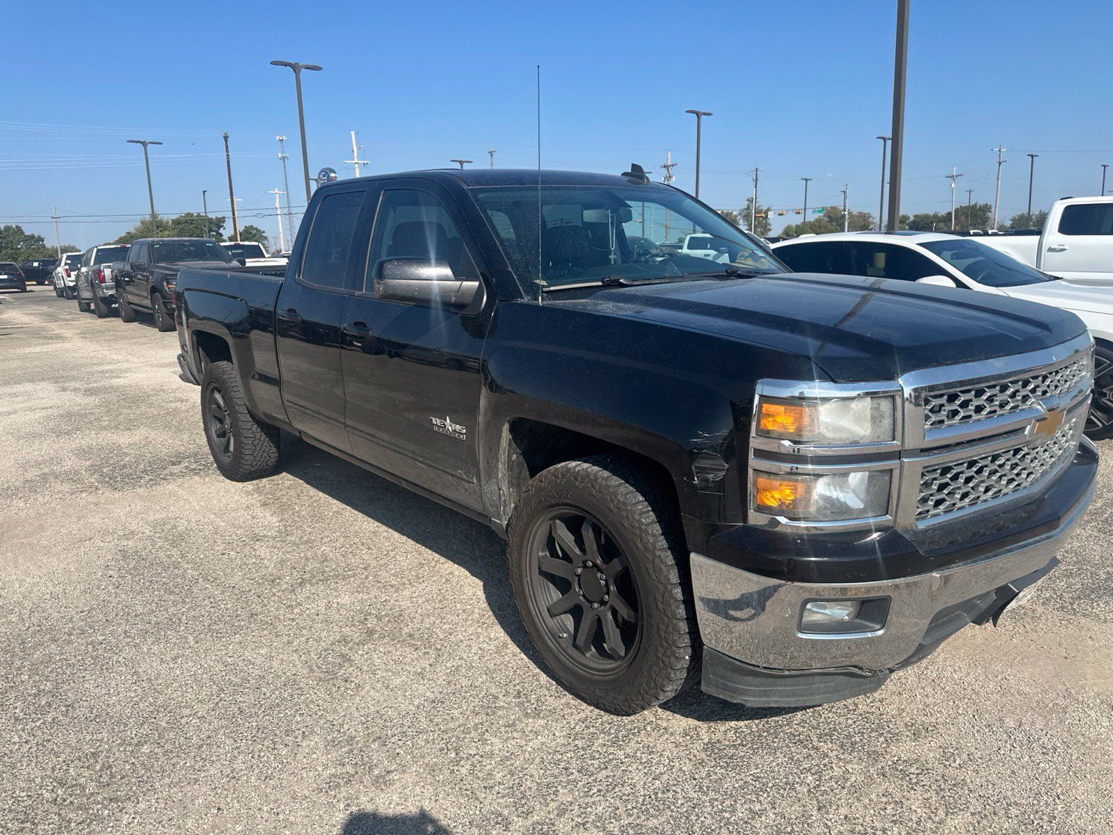 Used 2015 Chevrolet Silverado 1500 LT w/ Texas Edition, 1LT Trim RWD image 7