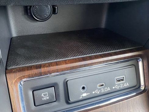 New 2025 Subaru Ascent Touring w/ Popular Package #1 image 19