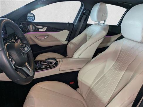Used 2019 Mercedes-Benz E 300 image 19