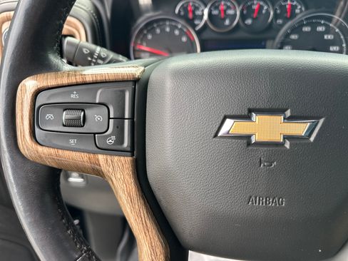 Used 2021 Chevrolet Silverado 1500 LTZ RWD image 26