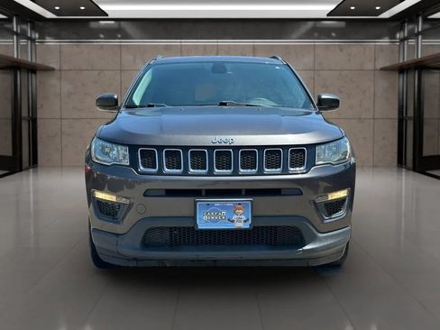Used 2018 Jeep Compass Sport FWD image 14