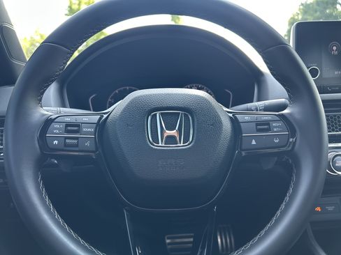 Used 2025 Honda Civic Sport image 21