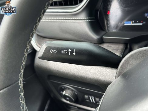 Used 2023 Jeep Grand Cherokee Overland AWD/4WD image 23