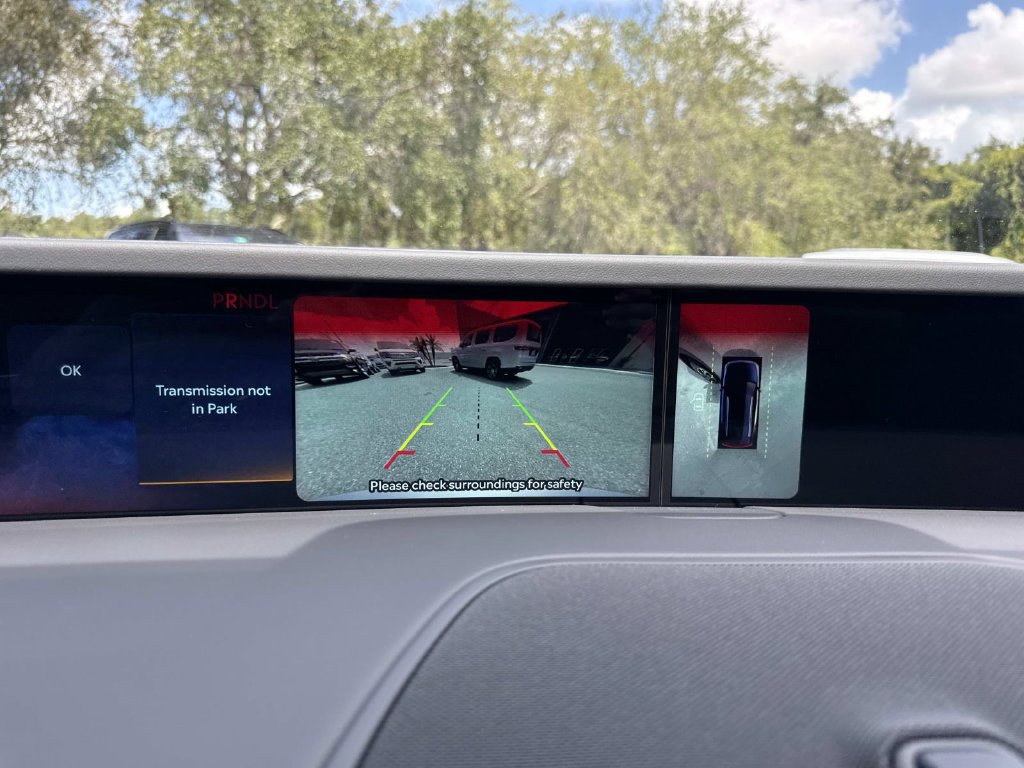 New 2026 Lincoln Nautilus Premier AWD/4WD image 24