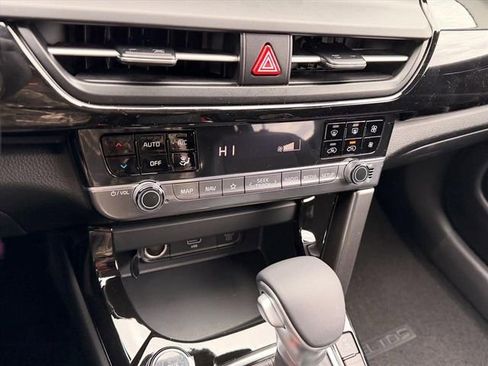 New 2026 Kia Seltos S image 18