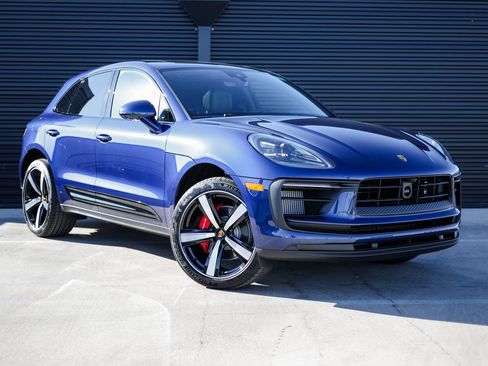 Certified 2026 Porsche Macan S AWD/4WD image 9