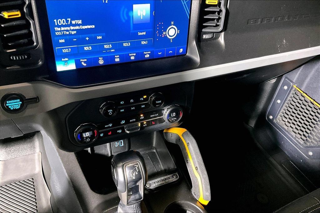 Certified 2023 Ford Bronco Badlands AWD/4WD image 24