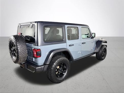 Used 2024 Jeep Wrangler Unlimited AWD/4WD image 6
