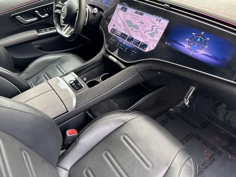 Certified 2022 Mercedes-Benz EQS AMG 4MATIC image 35
