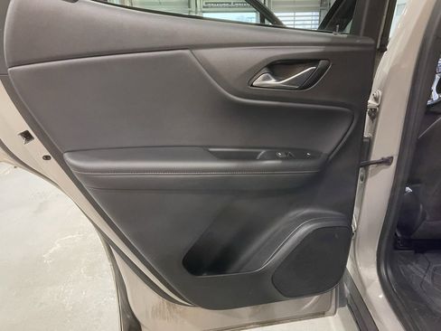 Used 2021 Chevrolet Blazer Premier w/ Driver Confidence II Package image 25