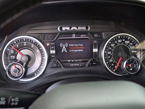Used 2021 RAM 1500 Big Horn AWD/4WD image 16