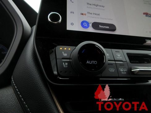 New 2026 Toyota Grand Highlander AWD Hybrid image 16