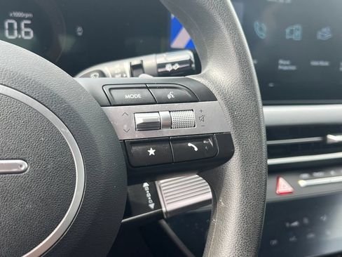 Used 2025 Hyundai Sonata SEL FWD image 22