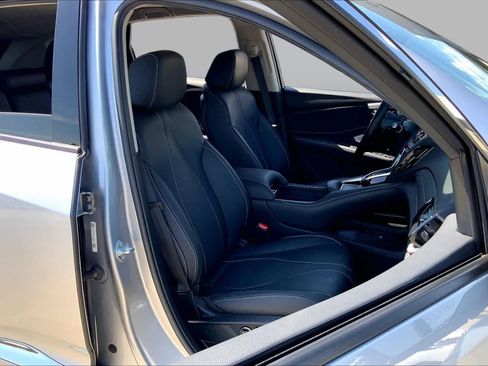 Used 2024 Acura RDX SH-AWD w/ Technology Package image 9