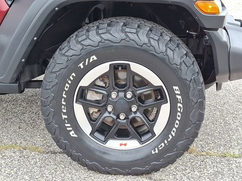 Used 2021 Jeep Wrangler Islander image 8