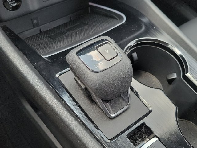 Certified 2025 Nissan Rogue SL w/ SL Premium Package FWD image 34