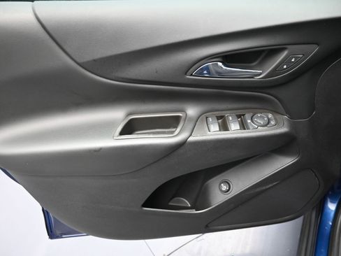 Used 2023 Chevrolet Equinox LT image 23