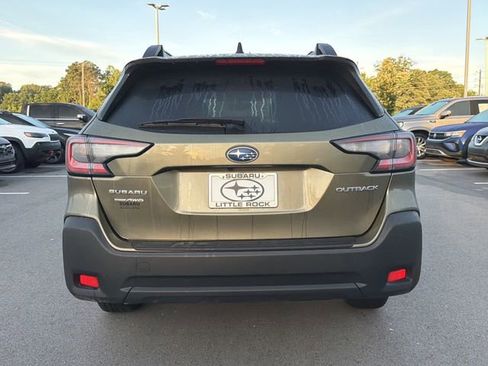 Certified 2025 Subaru Outback Premium w/ Popular Package #1A AWD/4WD image 4