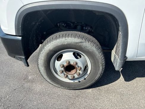 Used 2022 Chevrolet Silverado 3500 W/T RWD image 11