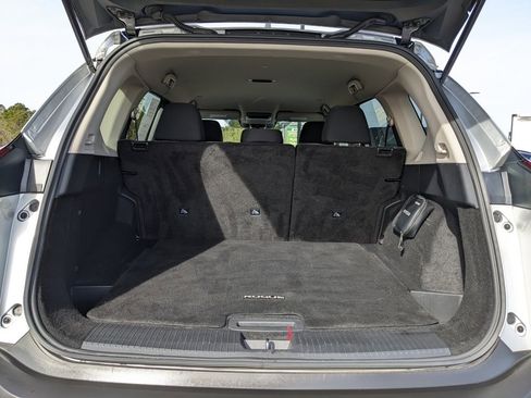 Used 2023 Nissan Rogue SV image 38