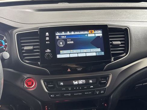 Used 2022 Honda Pilot Sport image 6