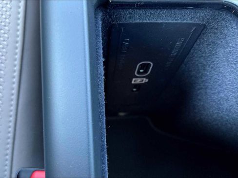 New 2026 Volvo XC60 B5 Plus w/ Protection Package Premier image 23