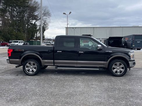 Used 2018 Ford F150 Lariat w/ Equipment Group 502A Luxury image 3