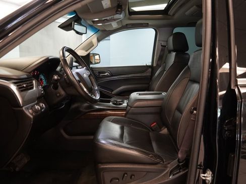 Used 2016 Chevrolet Tahoe LT AWD/4WD image 6