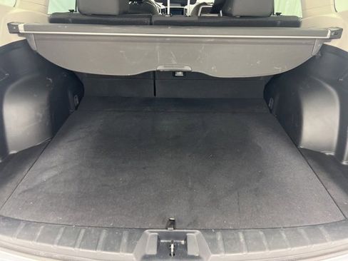 Used 2021 Subaru Forester Premium image 9