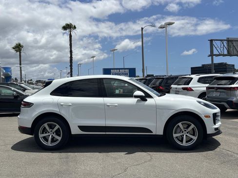 Used 2021 Porsche Macan AWD/4WD image 26
