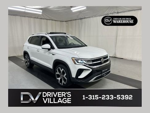 Used 2023 Volkswagen Taos SEL AWD/4WD image 1