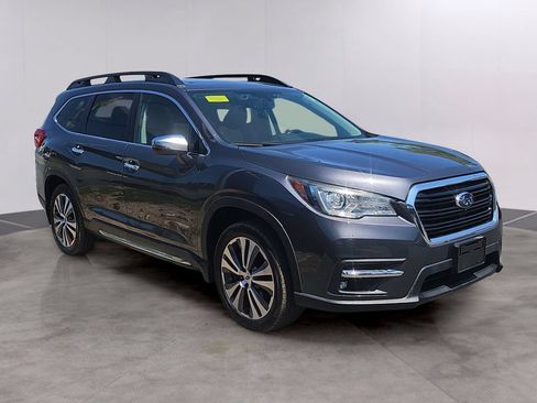 Used 2019 Subaru Ascent Touring AWD/4WD image 3