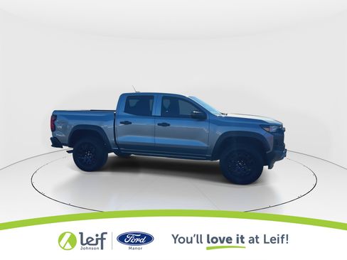 Used 2024 Chevrolet Colorado Trail Boss w/ Technology Package image 9