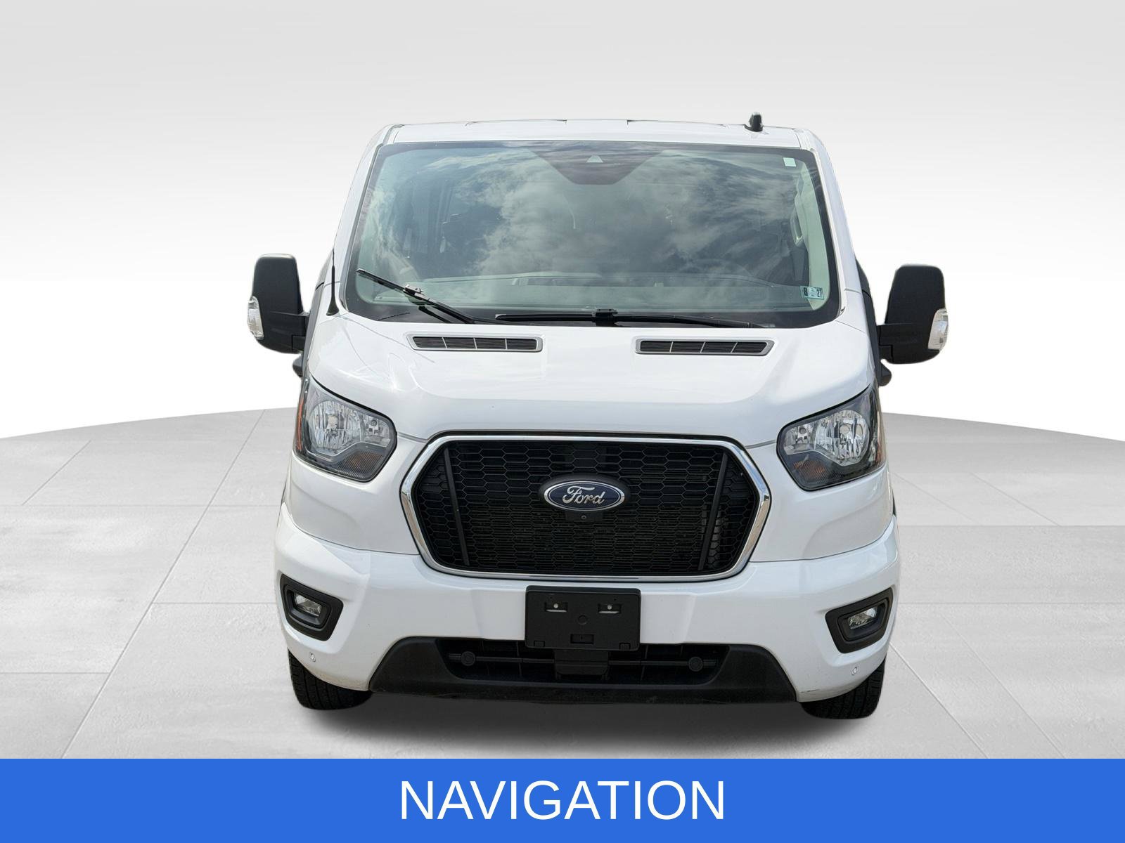 Used 2023 Ford Transit 350 XLT RWD image 11