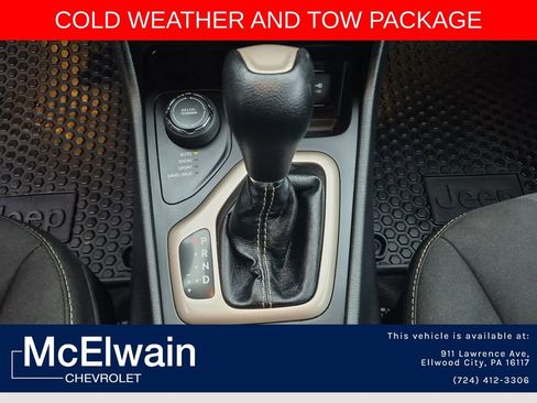 Used 2015 Jeep Cherokee Latitude w/ Cold Weather Group AWD/4WD image 26