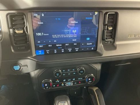 New 2026 Ford Bronco Badlands image 13