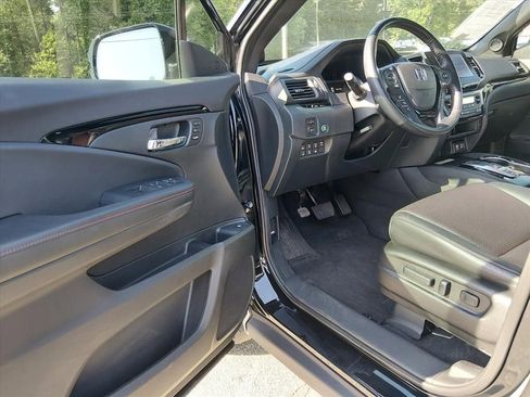 Used 2023 Honda Ridgeline Black Edition image 15