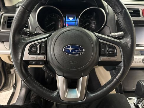 Used 2017 Subaru Outback 2.5i Premium AWD/4WD image 13