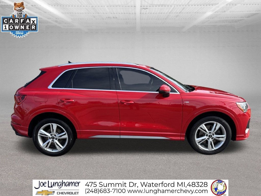 Used 2021 Audi Q3 2.0T Premium AWD/4WD image 2